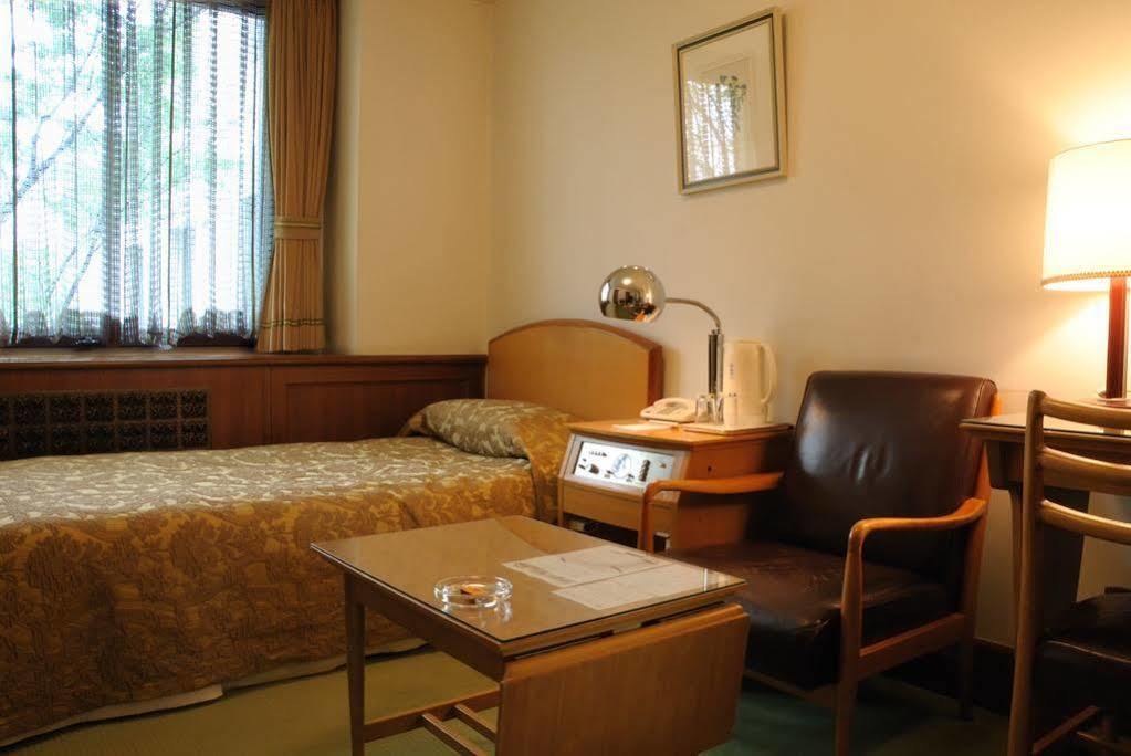 Hilltop Hotel Tokyo Dış mekan fotoğraf